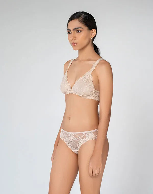 Berkana Ivory Set
